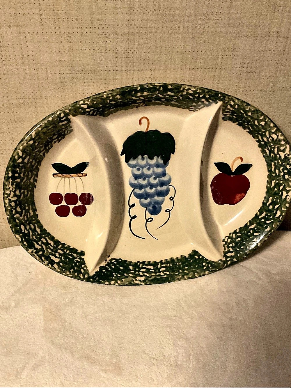 Divided Fruit Serving Platter, White & Green